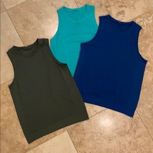 Lululemon Swiftly Muscle Tanks 3 Size 8